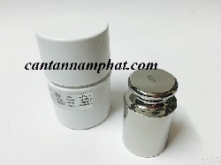 Quả cân chuẩn 200g, F1, F2, M1  - y Tân Nam Phát.  
Quả chuẩn lẻ 200g- F1 đảm bảo đạt chuẩn khi hiệu chuẩn tại các đơn vị đo lường tại Việt Nam. Phù hợp với các phòng thí nghiệm.
Ứng dụng : Kiểm nghiệm cân phân tích >30000, <100000
Độ cứng : <25
Chi tiết số lượng quả : 1 quả
Quy cách 